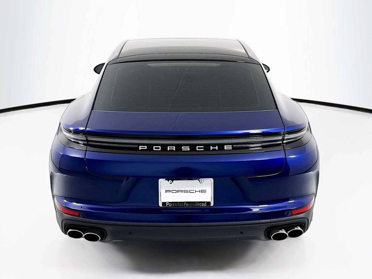 2026 Porsche Panamera 4 E-Hybrid - Photo 10