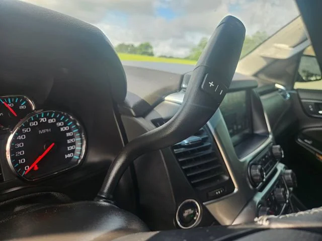 Used 2019 SHADOW GRAY METALLIC Chevrolet Premier image 24