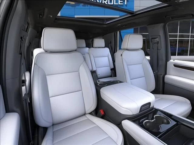 New 2026 Polar White Tricoat Chevrolet Premier image 16