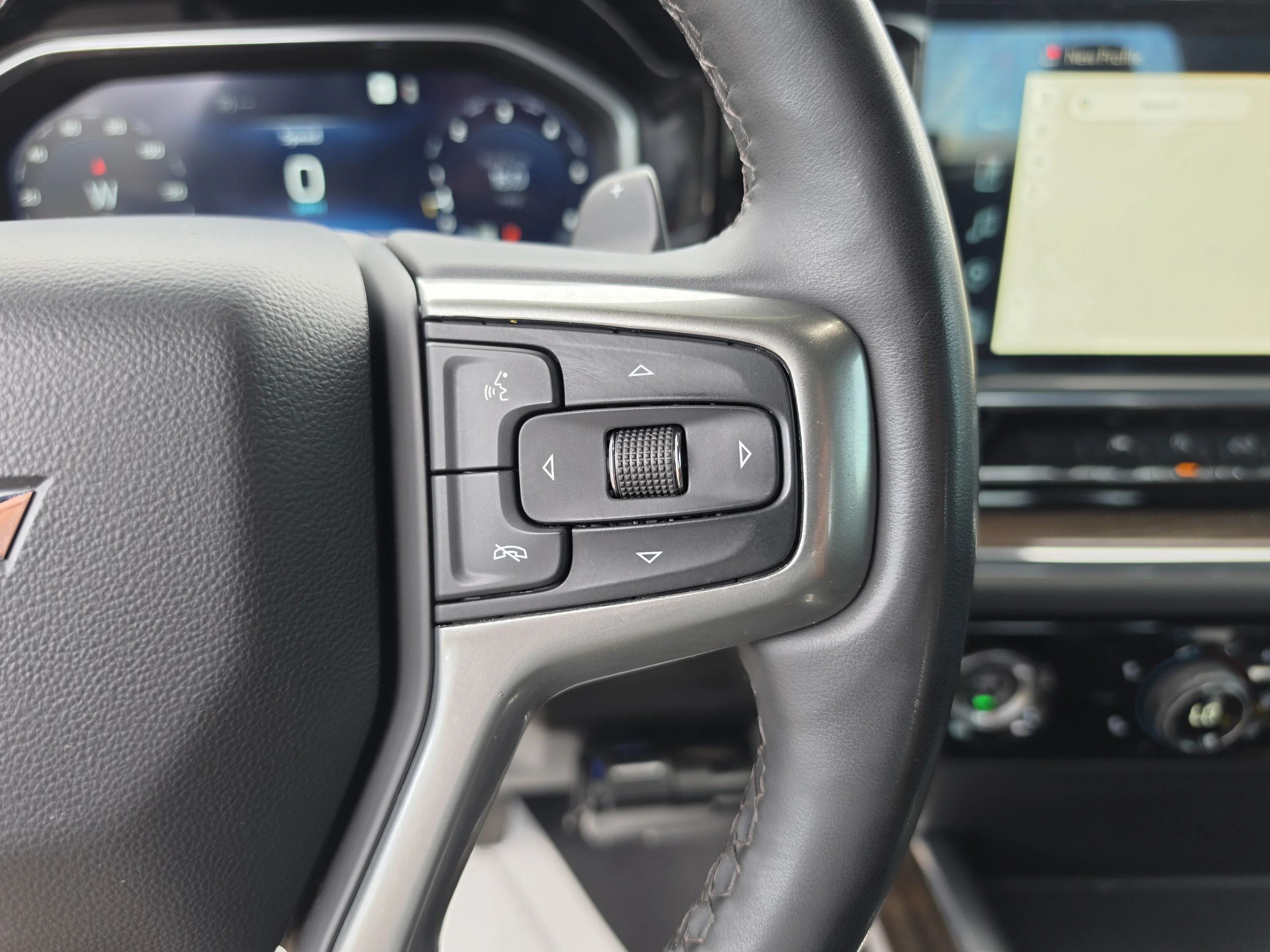 Used 2023 Black Chevrolet RST image 34