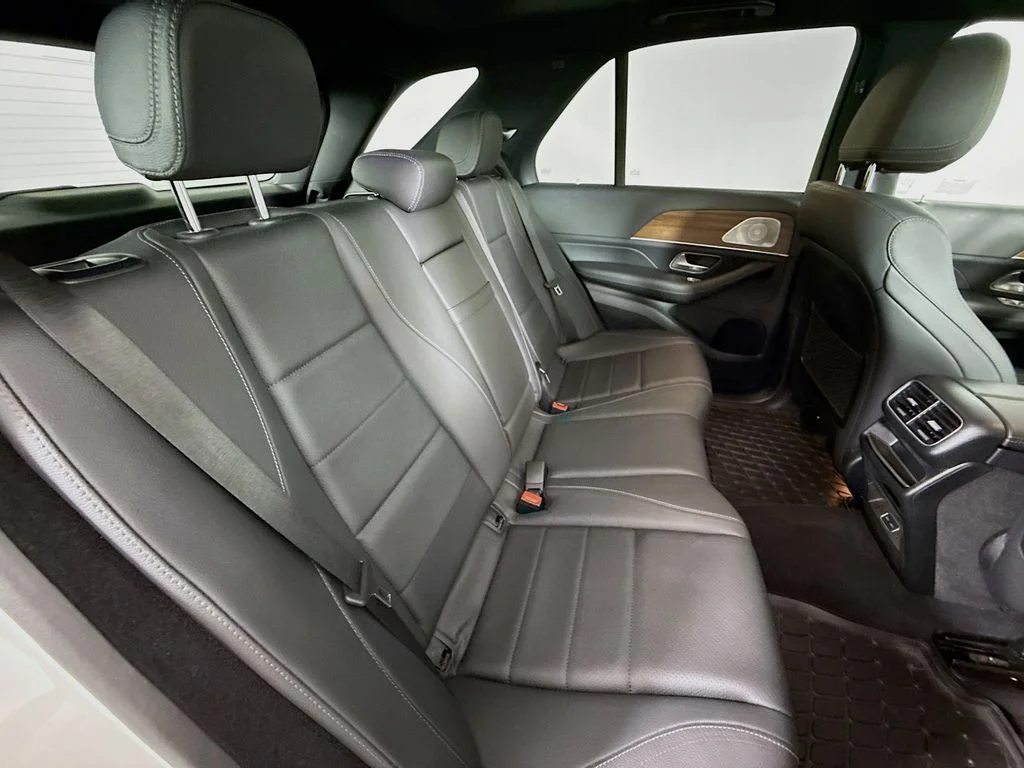 Certified Used 2025 Polar White Mercedes-Benz GLE 450e image 27