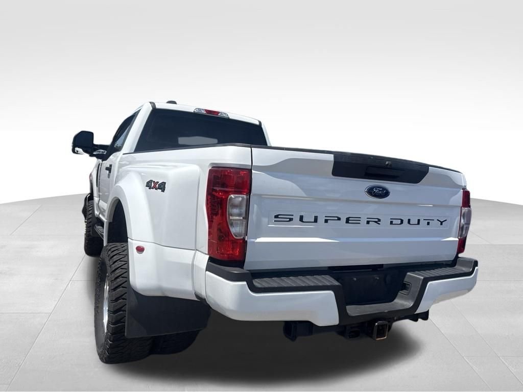 Used 2020 White Ford XL image 13