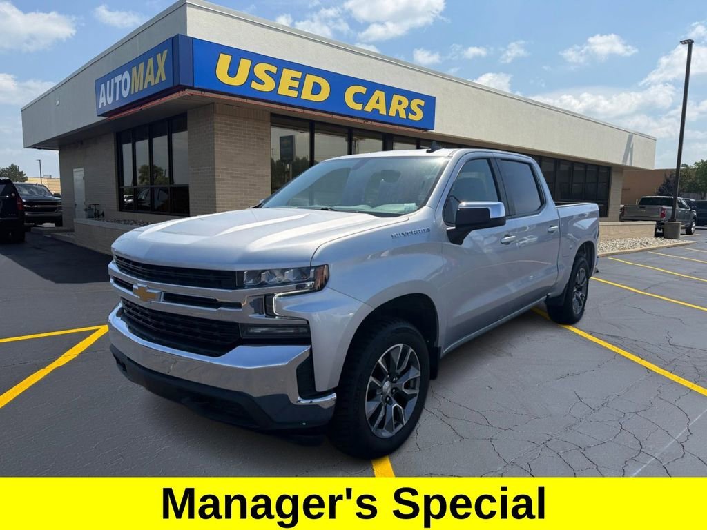 Used 2022 Silver Ice Metallic Chevrolet LT image 1