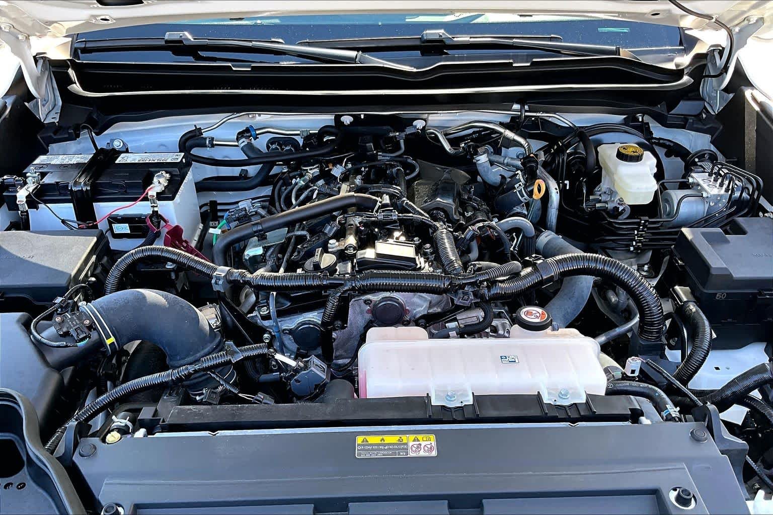 Used 2025 Ice Cap Toyota SR5 image 32
