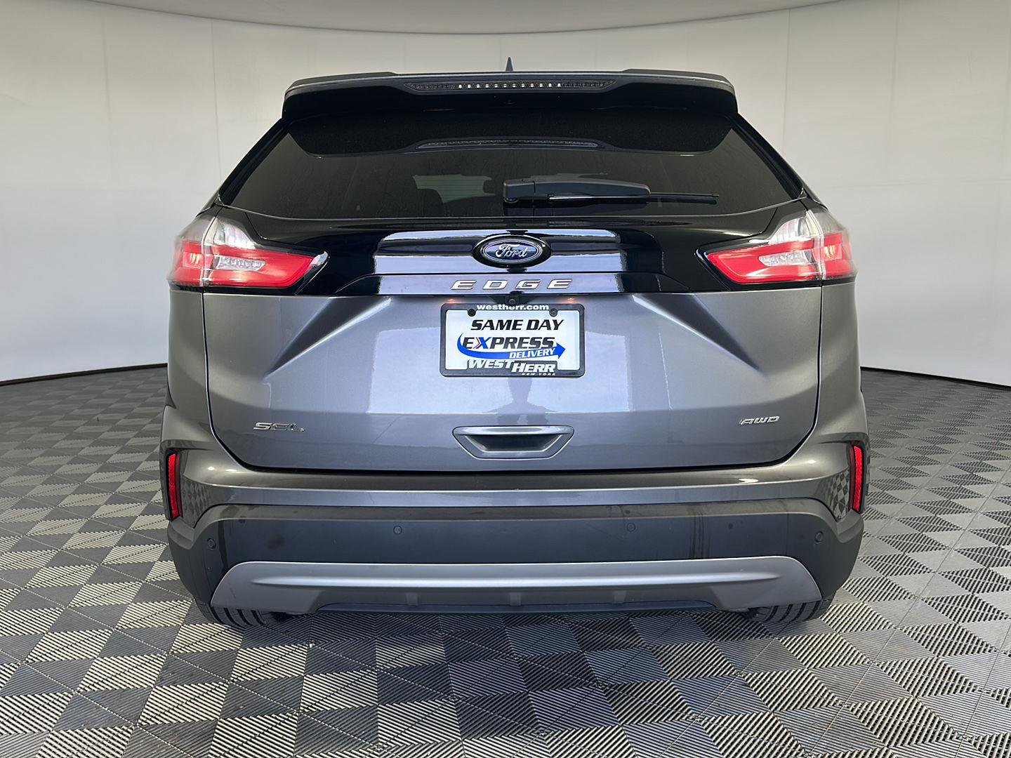 Used 2024 Carbonized Gray Ford SEL image 6