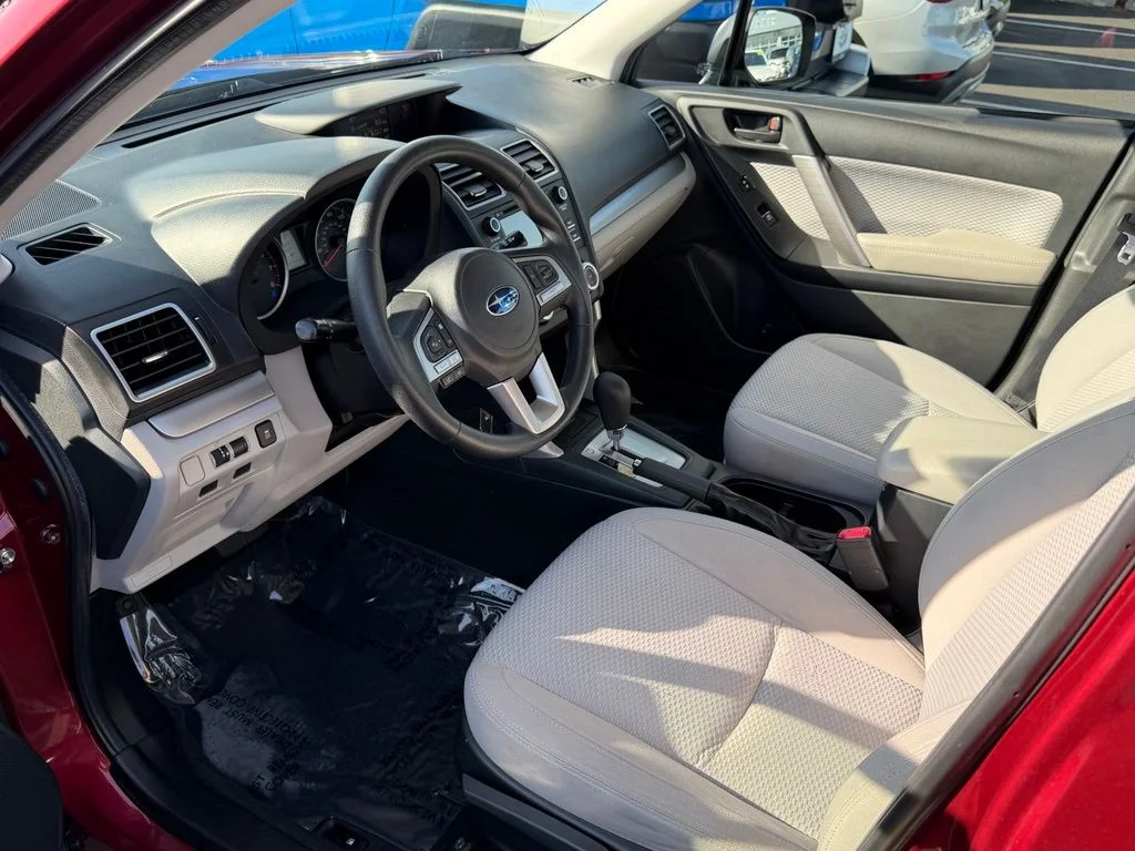 Used 2017 Venetian Red Pearl Subaru 2.5i image 11