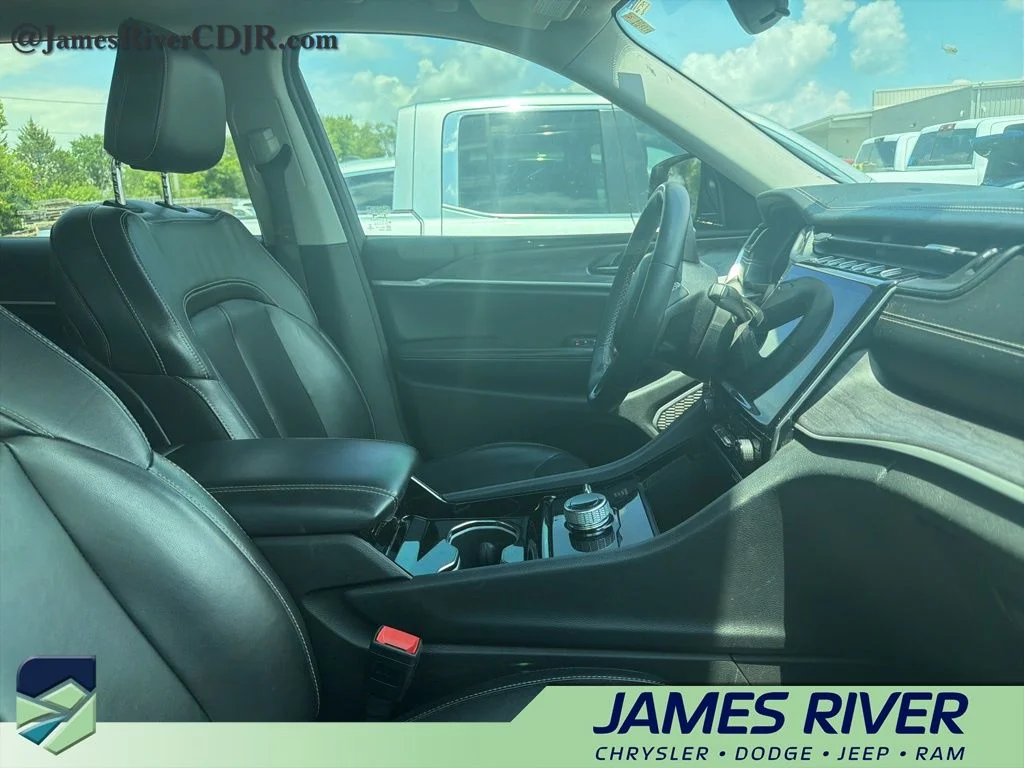 Used 2021 Gray Jeep Limited image 2