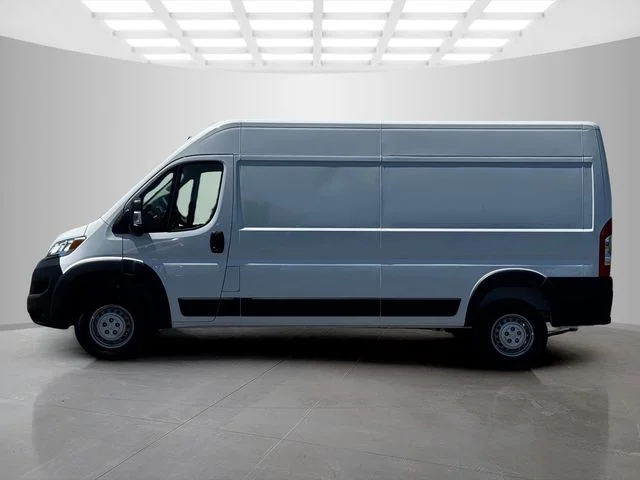New 2026 Bright White Clear-Coat Exterior Paint RAM Tradesman image 4