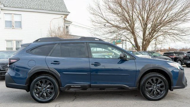Used 2023 Blue Subaru Onyx Edition XT image 5