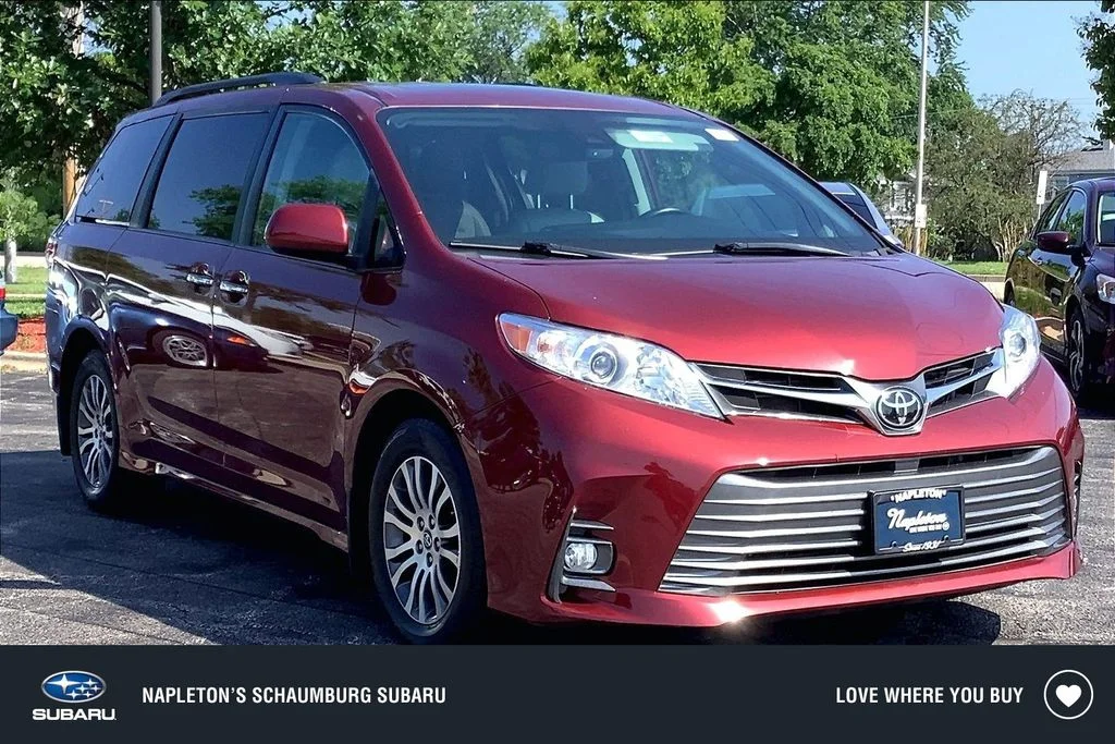 Used 2020 Red Toyota XLE image 1