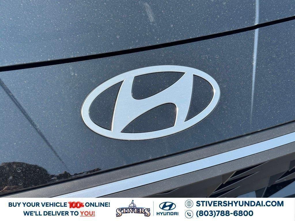 New 2026 Black Hyundai SE image 8
