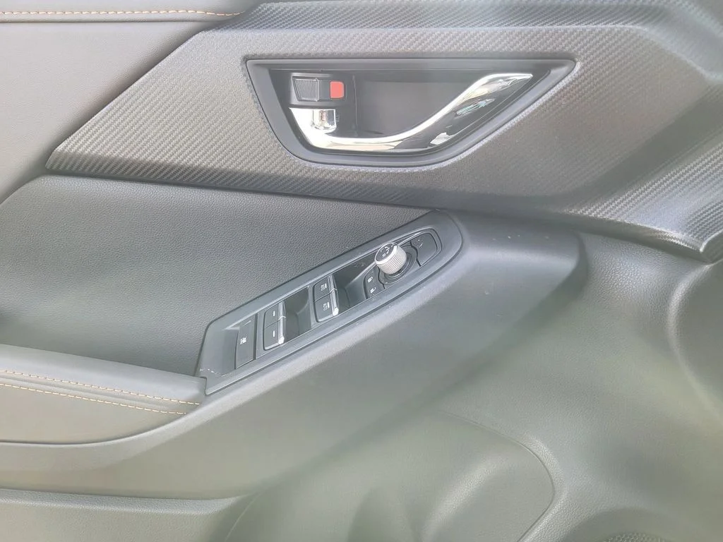 New 2026 SAND DUNE PEARL Subaru Limited Hybrid image 19