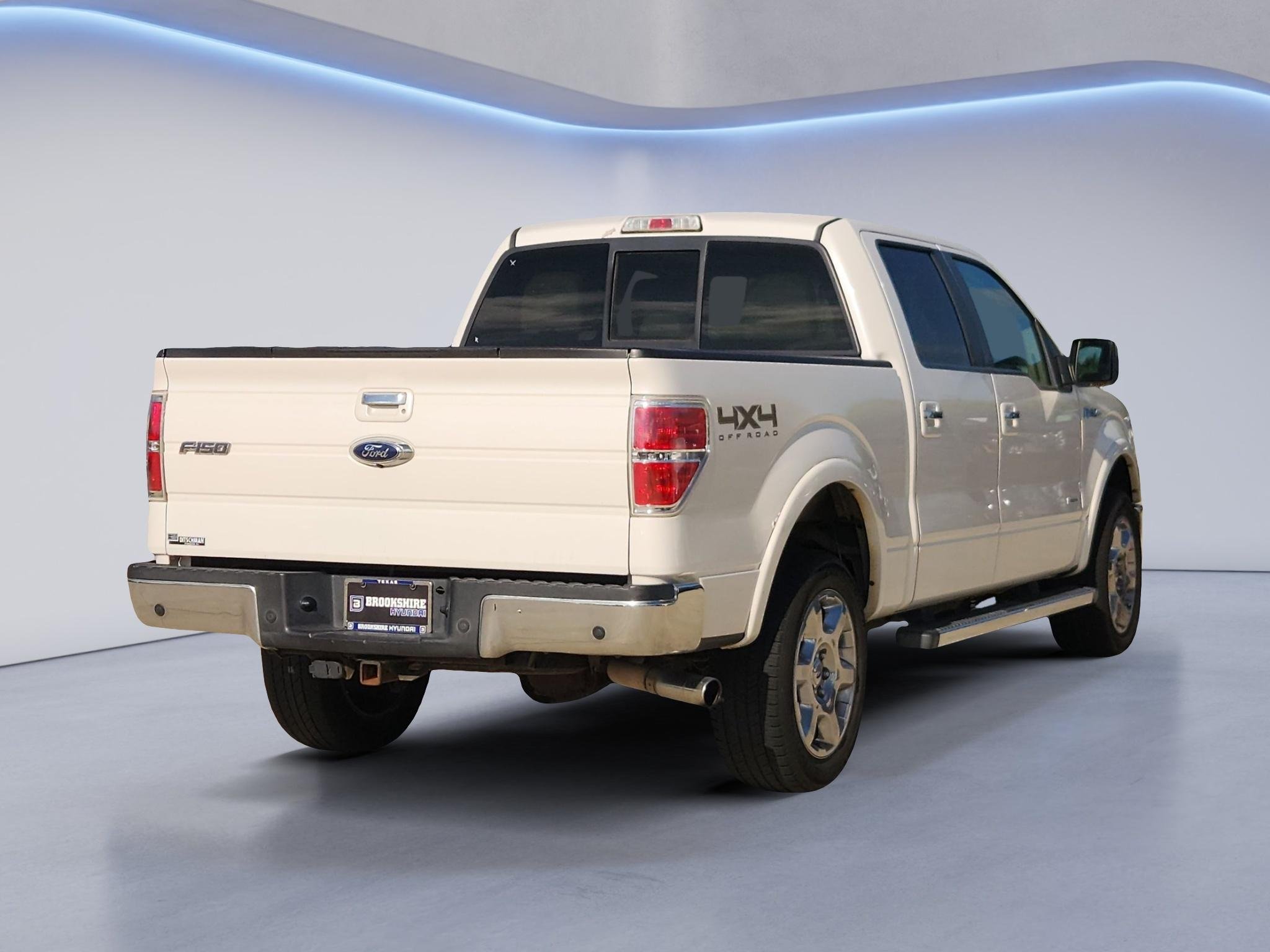 Used 2013 White Platinum Metallic Tri-Coat Ford Lariat image 6