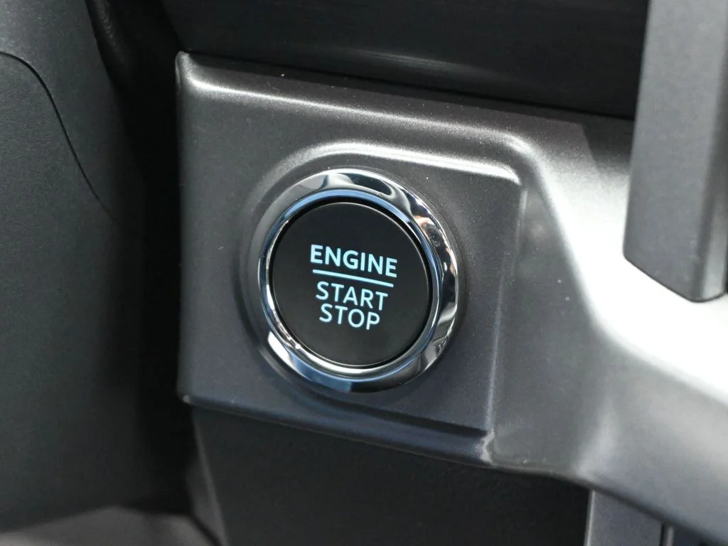 New 2026 Antimatter Blue Metallic Ford XLT image 13