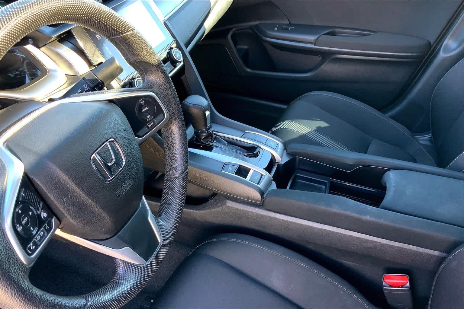 Used 2018 Rallye Red Honda EX image 16