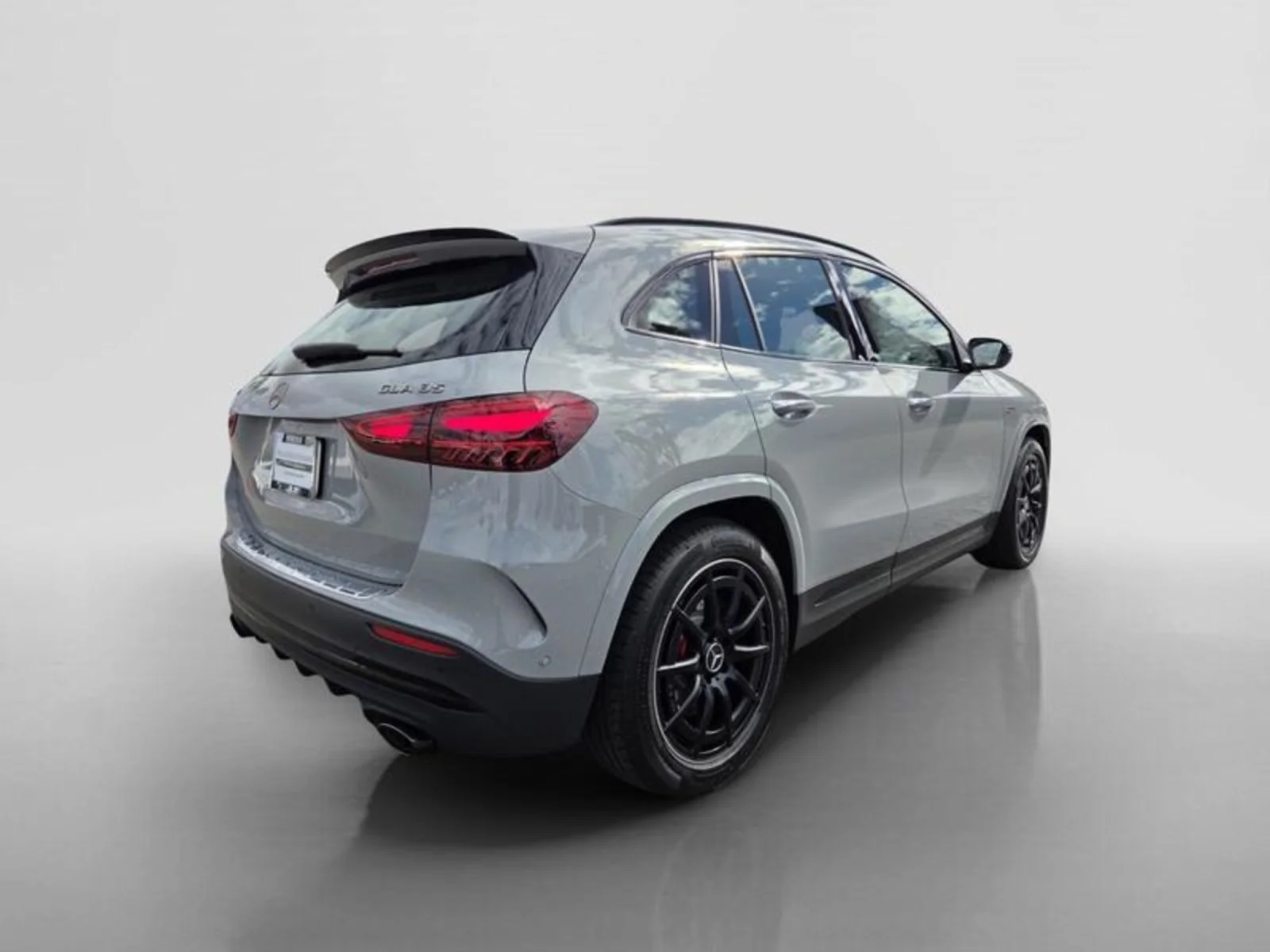 Certified Used 2026 MANUFAKTUR Alpine Grey Mercedes-Benz AMG® GLA 35 image 5
