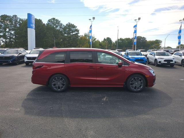 New 2026 Radiant Red Metallic II Honda Touring image 4