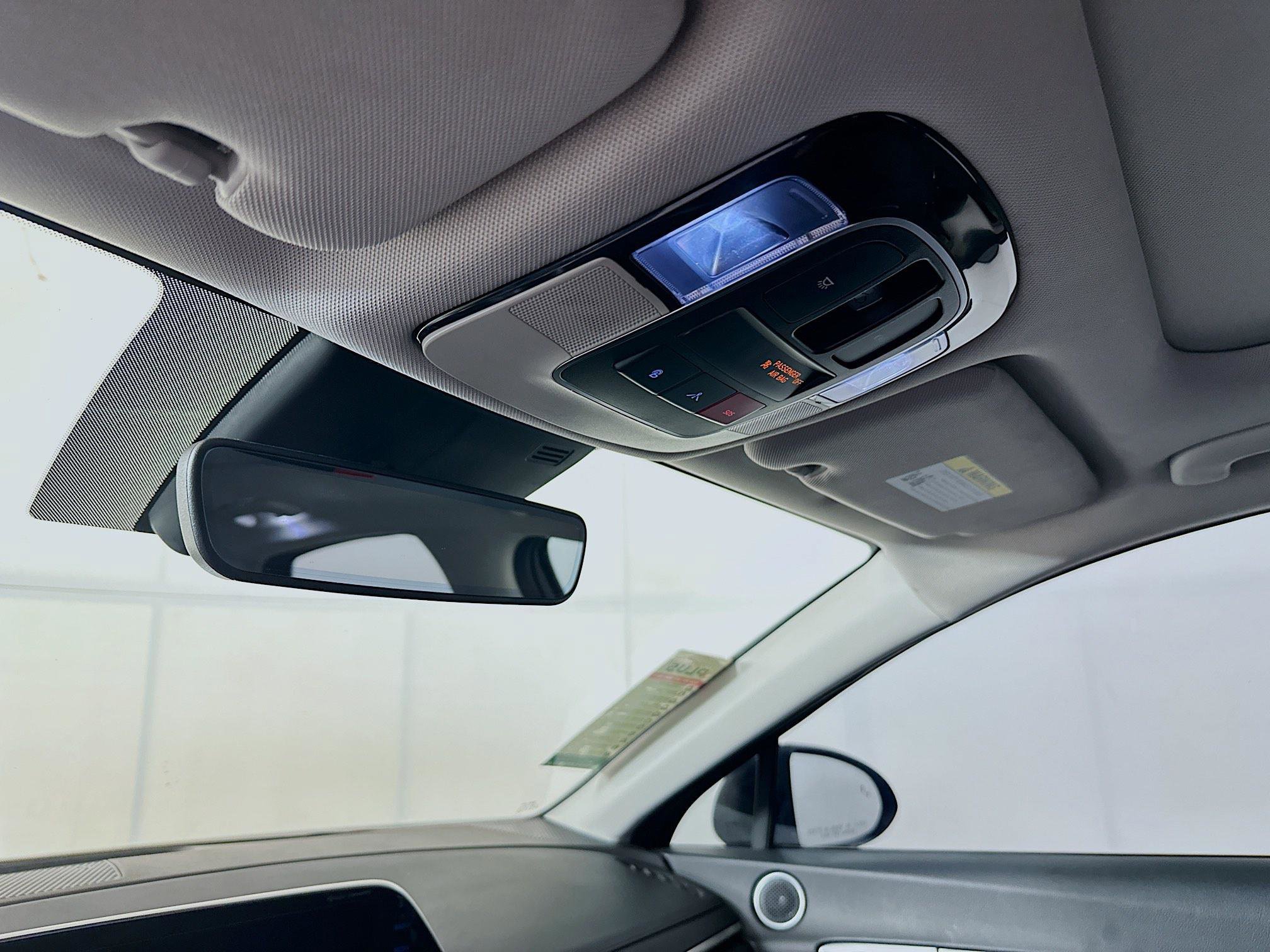 Used 2023 Portofino Gray Hyundai SEL image 18