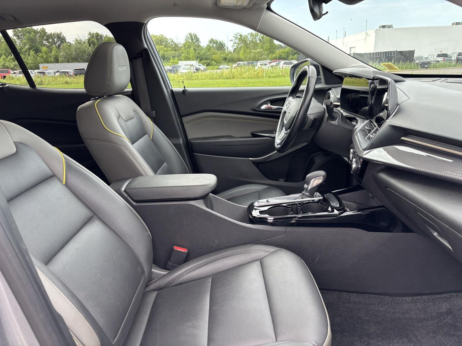Used 2024 Sterling Gray Metallic Chevrolet ACTIV image 38