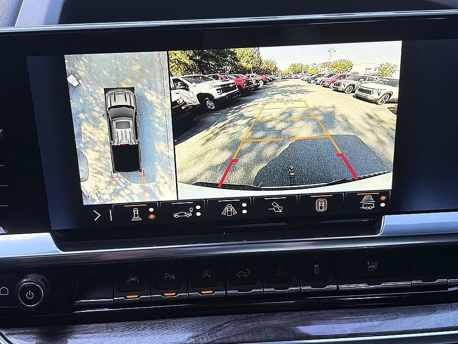 Used 2024 Iridescent Pearl Tricoat Chevrolet LTZ image 23