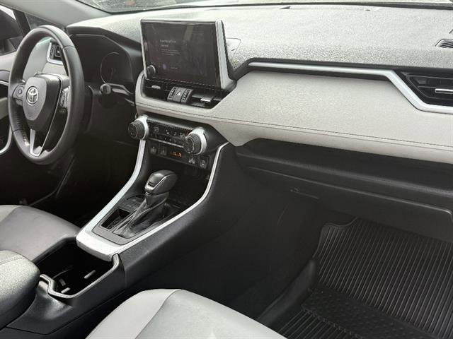 2023 Toyota RAV4 XLE Premium - Photo 26