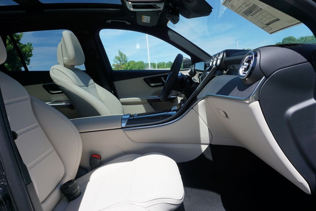 New 2026 Graphite Grey Metallic Mercedes-Benz GLC 300 image 57