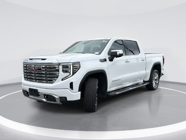 Used 2023  GMC Denali image 1