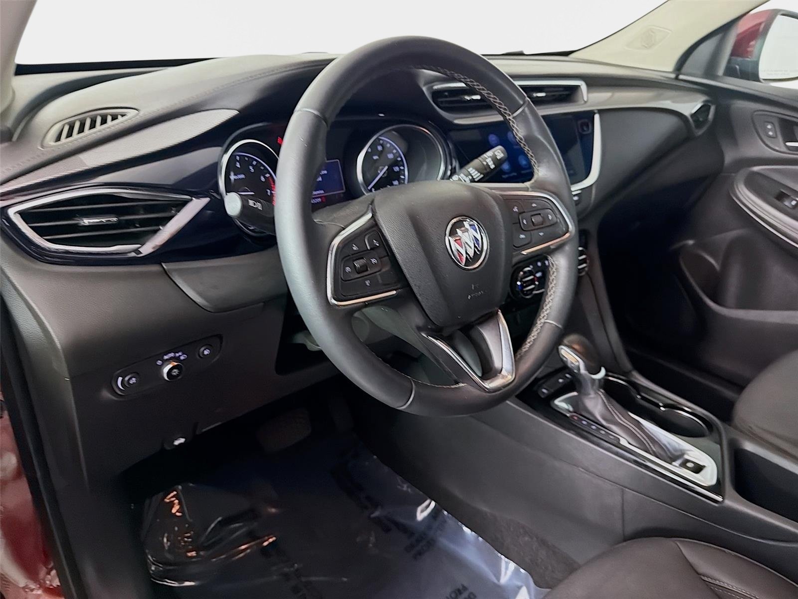 Used 2023 Cinnabar Metallic Buick Select image 9