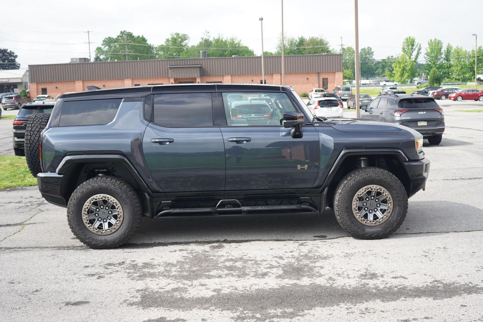 New 2025 Graphite Blue Metallic GMC 2X image 2