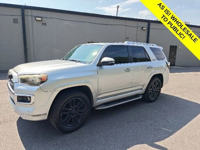 Used 2014  Toyota Limited image 6