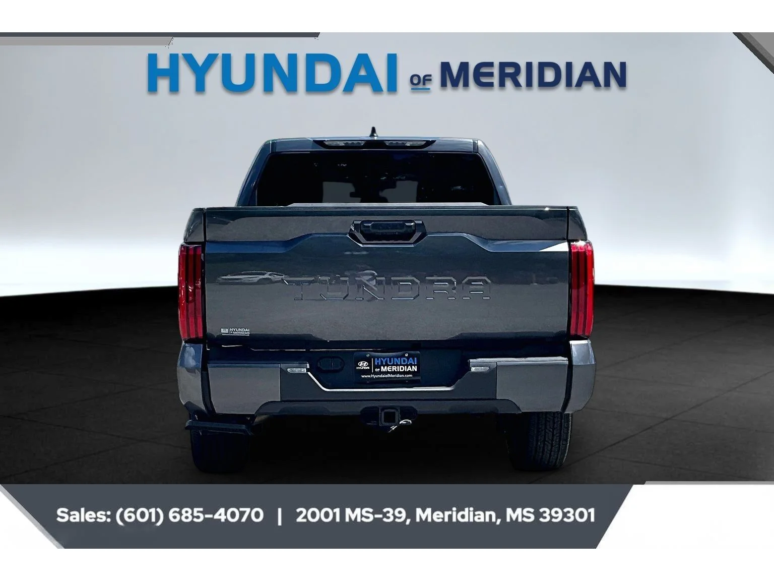 Used 2026 MAGNETIC GRAY METALLIC Toyota SR5 image 4