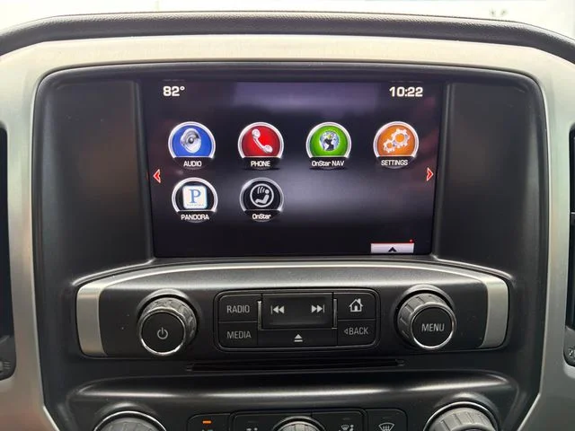 Used 2014 White GMC SLE image 12
