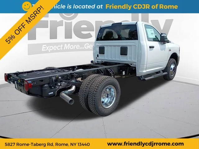 New 2026 Bright White Clear-Coat Exterior Paint RAM Tradesman image 5