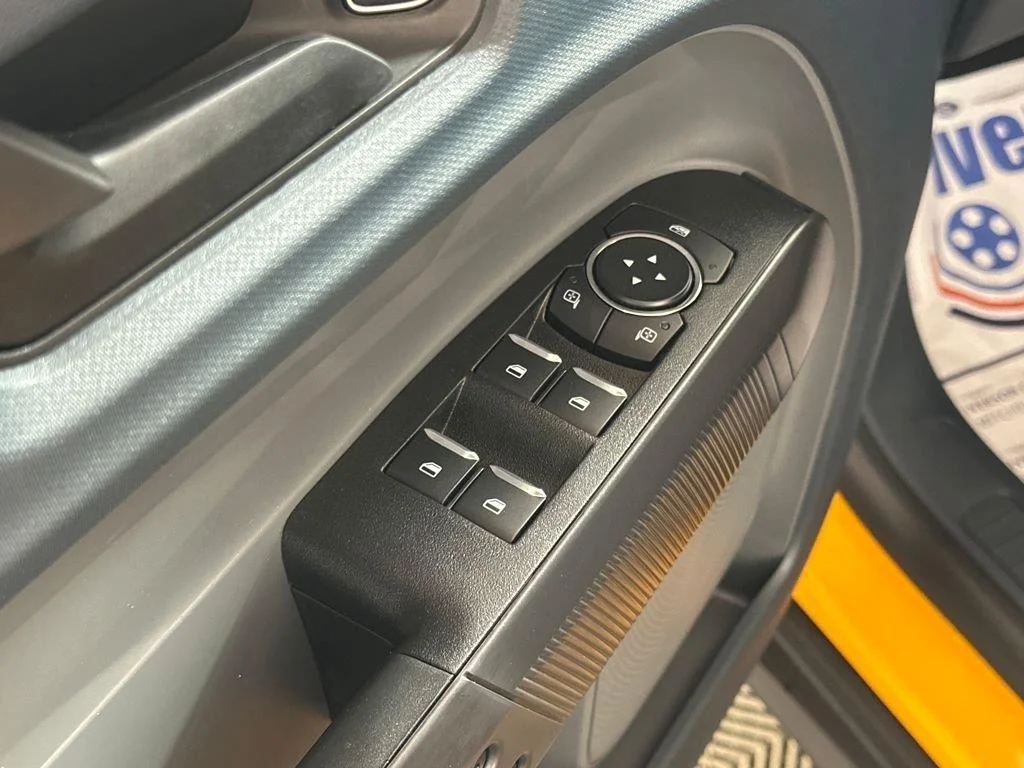 2026 Ford Maverick XLT - Photo 15