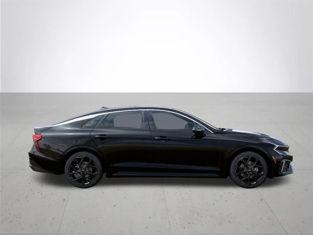 New 2026 Aurora Black Pearl Kia GT-Line AWD image 7