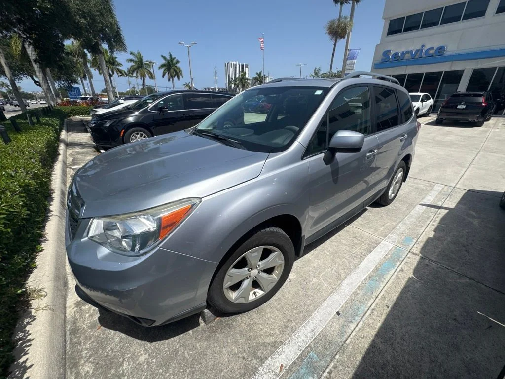 Used 2016 Silver Subaru 2.5i Limited image 10