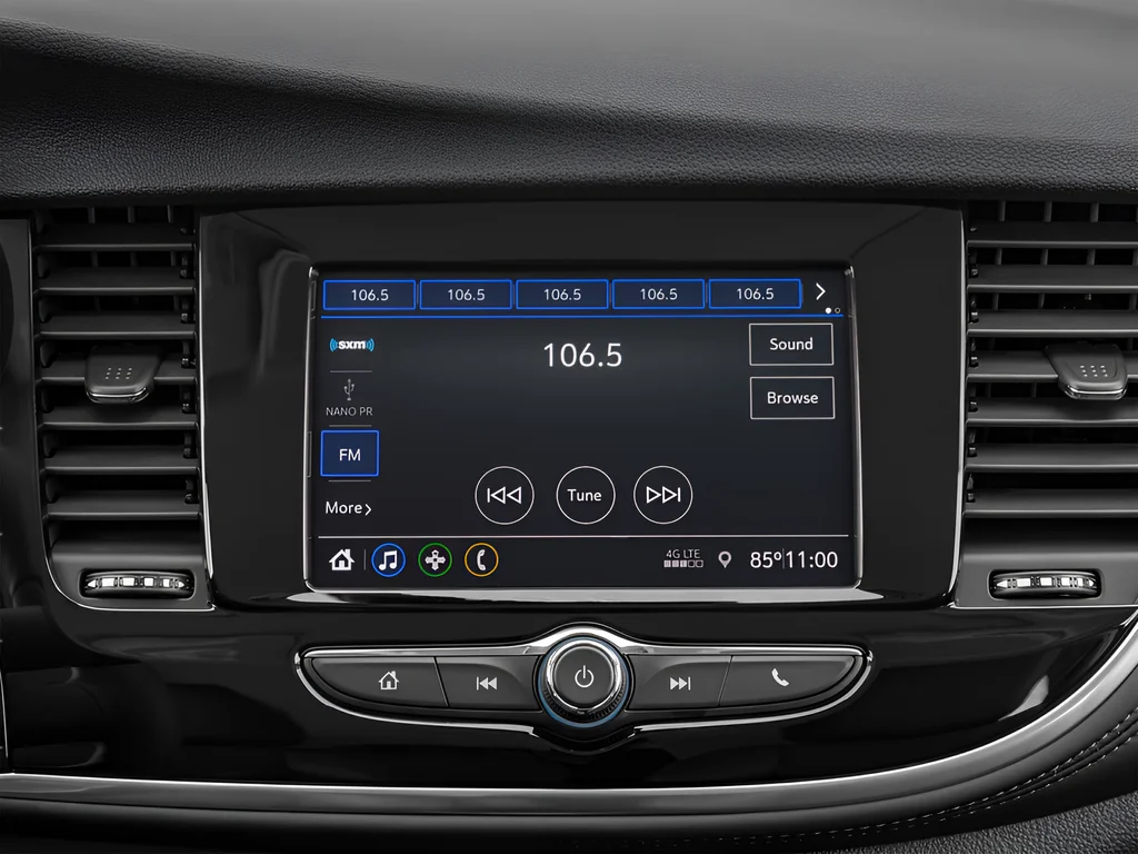 Used 2022 White Buick Preferred image 18