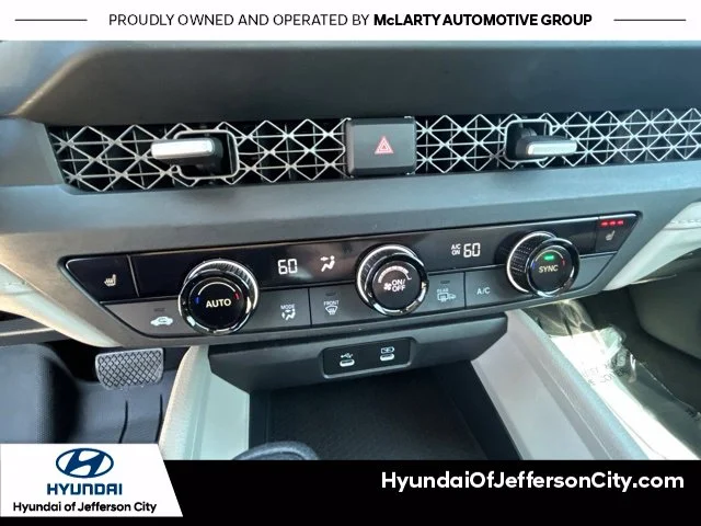 Used 2024 White Honda EX image 22