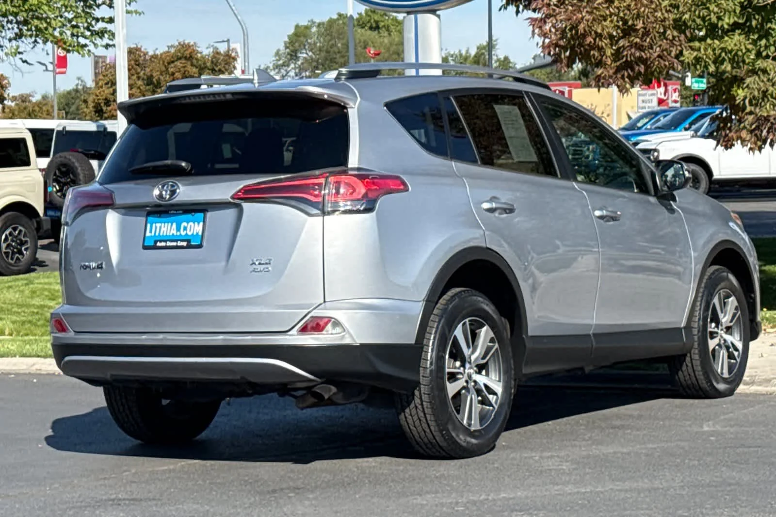 Used 2017 Silver Sky Metallic Toyota XLE image 2