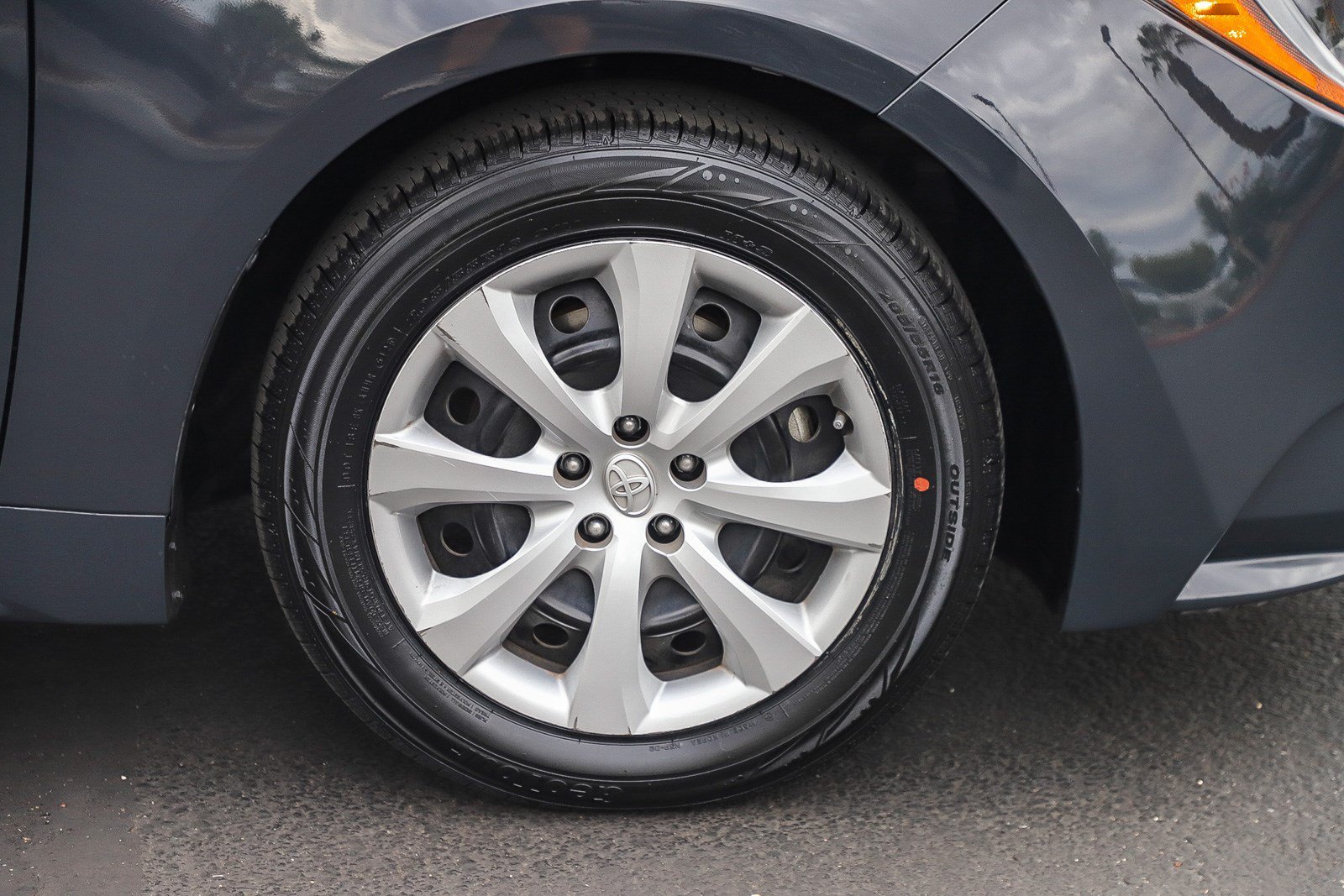 Used 2024 Underground/Midnight Black Metallic Toyota LE image 10