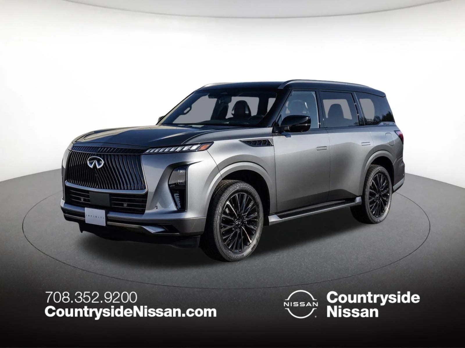 2025 INFINITI QX80's photo