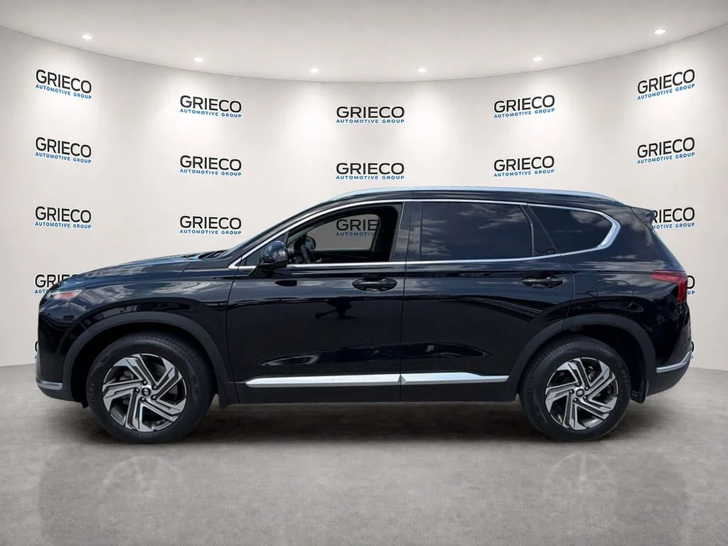 Used 2022 Black Hyundai SEL image 4