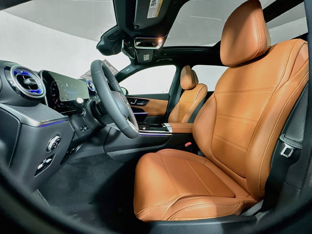 New 2027 Graphite Grey Metallic Mercedes-Benz GLC 300 image 21