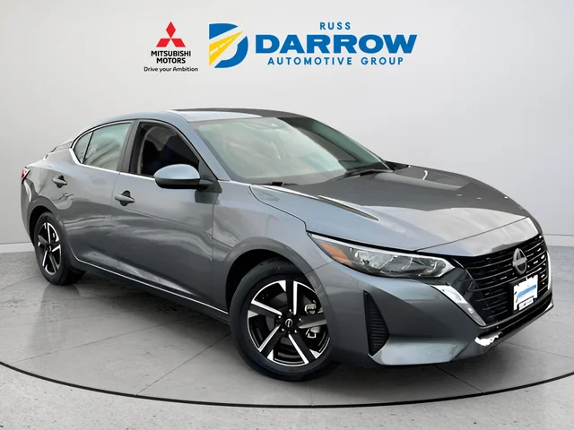 Used 2025 Gray Nissan SV image 7
