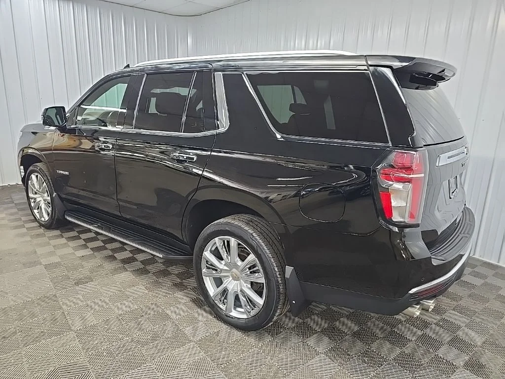 Used 2021 Black Chevrolet High Country image 9