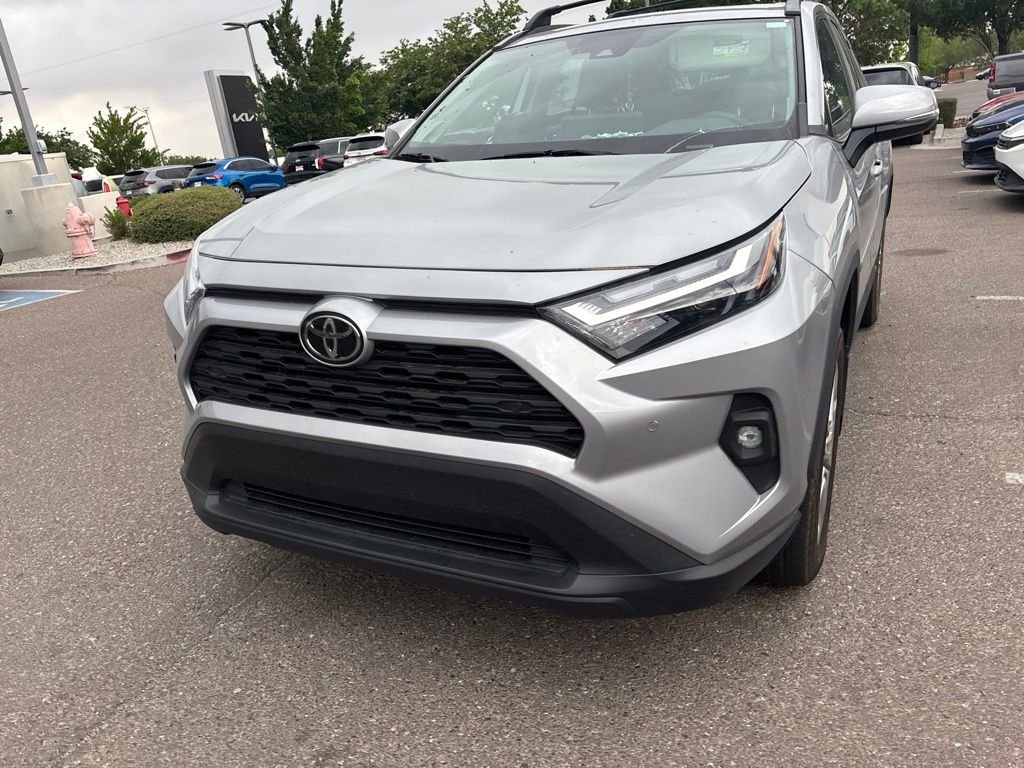 Used 2023 Silver Toyota XLE Premium image 4