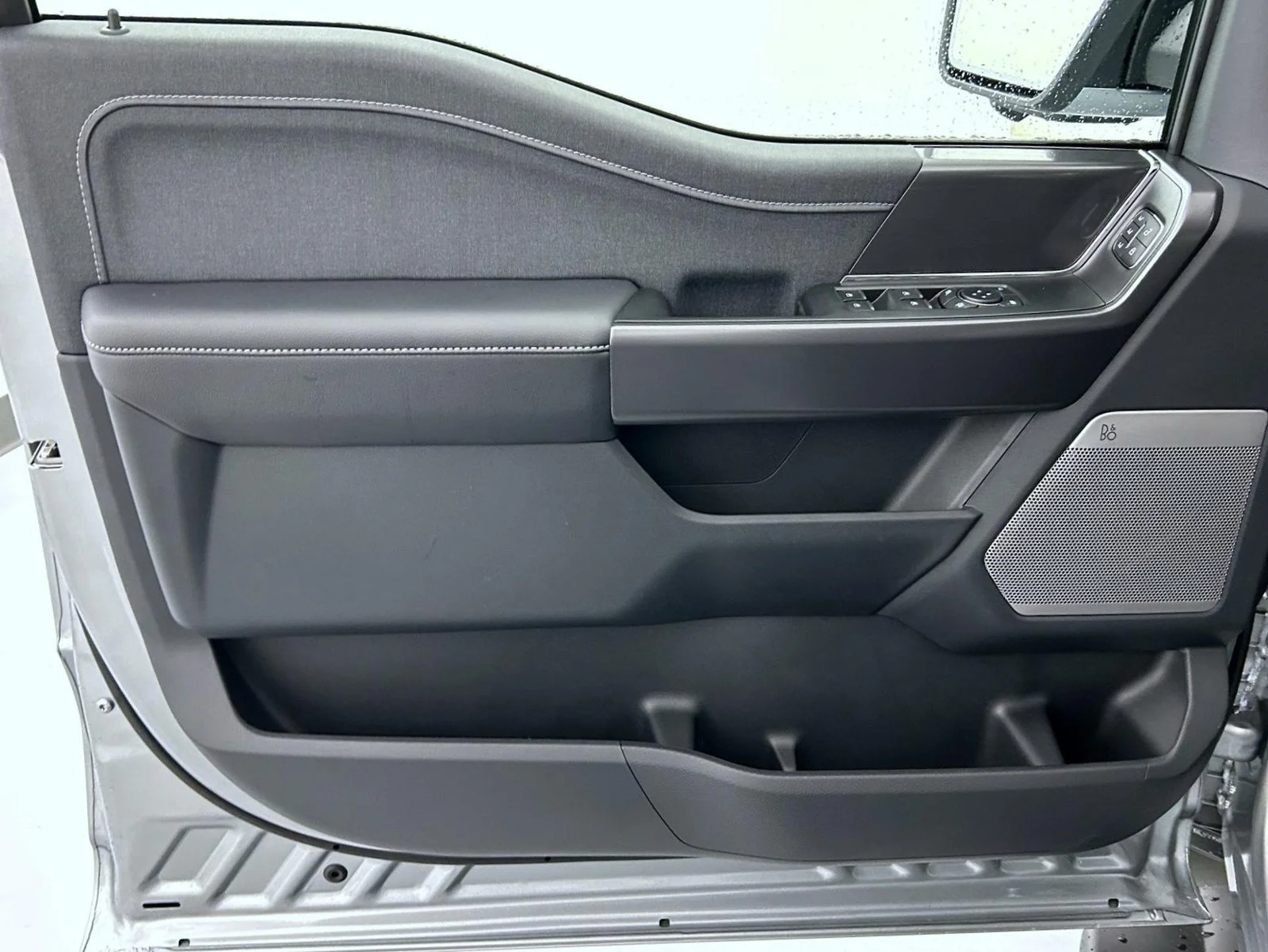 New 2026 Silver Ford Lariat image 9