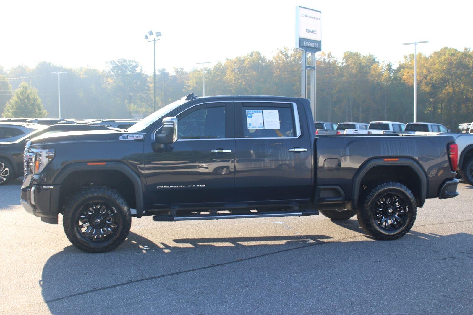 Used 2024 Titanium Rush Metallic GMC Denali image 4