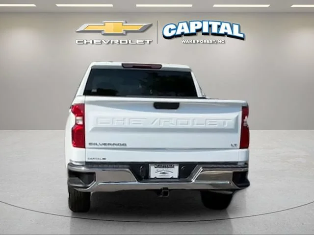 Used 2025 Summit White Chevrolet LT image 5