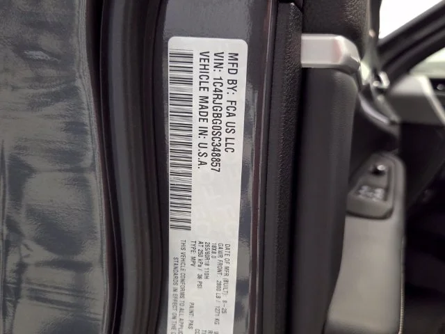 Used 2025 Gray Jeep Limited image 20